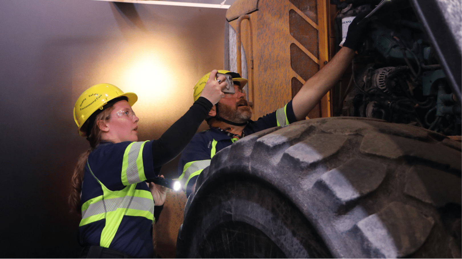 Excavator Undercarriage: The Hidden Key to Peak Performance